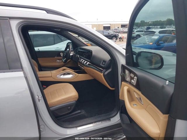 2024 MERCEDES-BENZ GLS 450 4MATIC 5