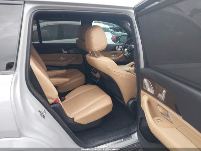 2024 MERCEDES-BENZ GLS 450 4MATIC 8