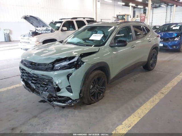 2025 CHEVROLET TRAX FWD ACTIV 2
