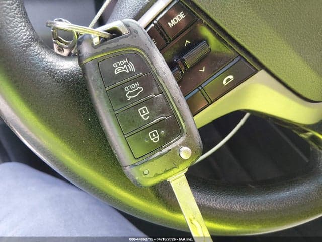 2020 HYUNDAI ACCENT SE 11