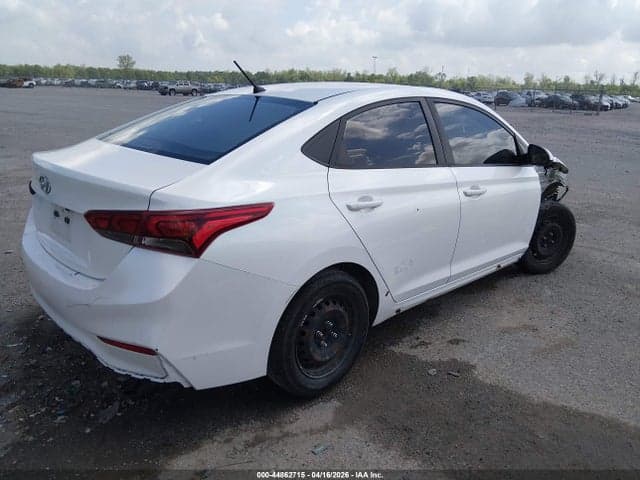 2020 HYUNDAI ACCENT SE 4