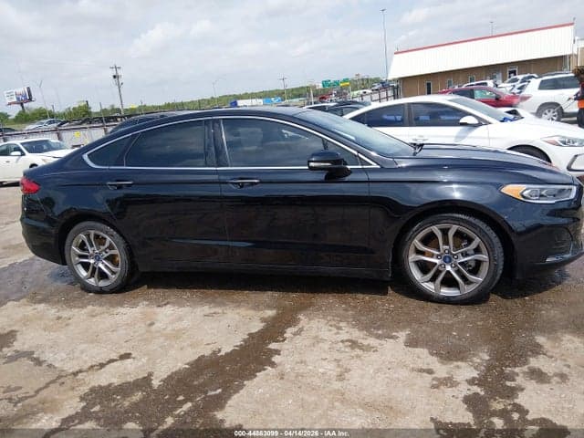 2019 FORD FUSION SEL 13