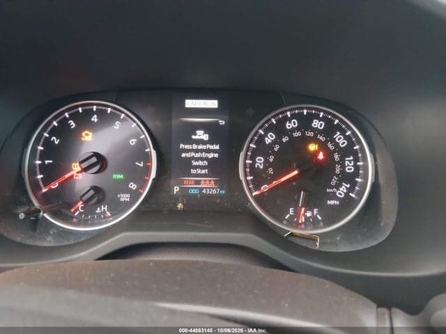 2021 TOYOTA RAV4 XLE 7