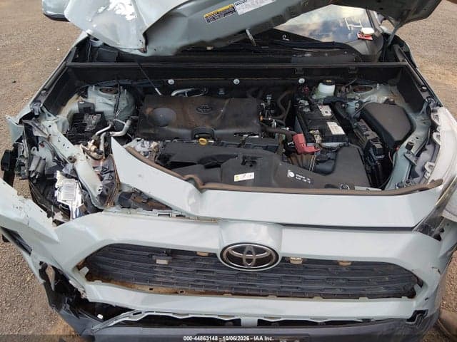2021 TOYOTA RAV4 XLE 10