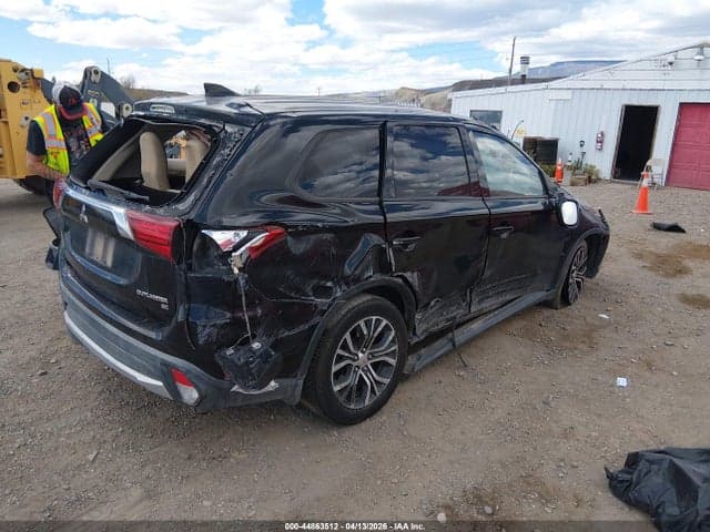 2018 MITSUBISHI OUTLANDER SE 4