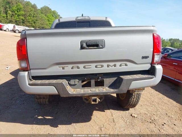 2019 TOYOTA TACOMA TRD SPORT 15