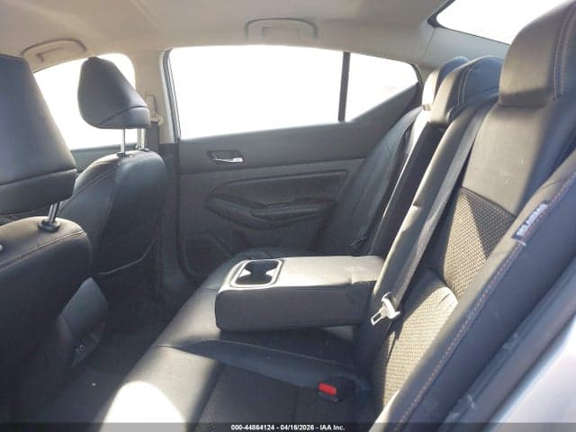 2022 NISSAN ALTIMA SR FWD 8