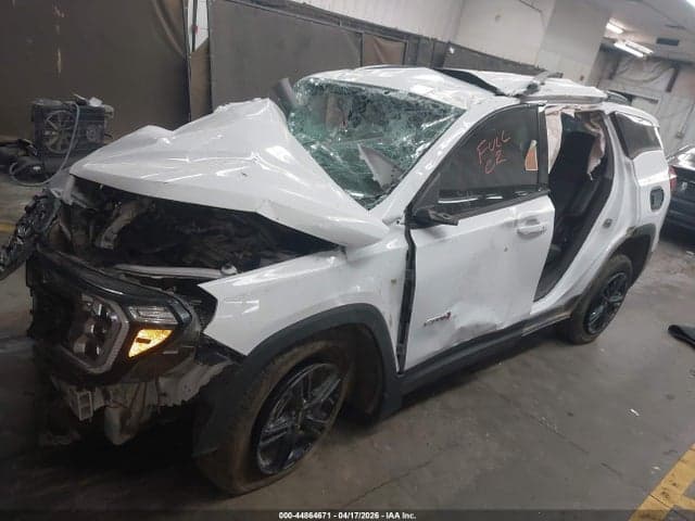 2023 GMC TERRAIN AWD AT4 2