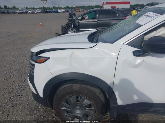 2026 NISSAN KICKS S 6