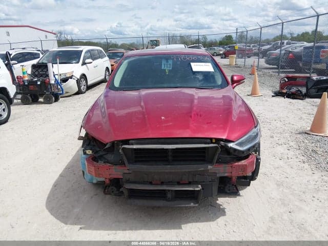 2017 FORD FUSION SE 13