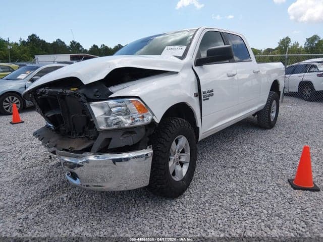 2019 RAM 1500 CLASSIC SLT 4X4 6'4 BOX 2