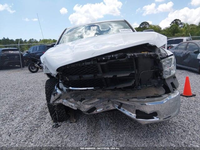 2019 RAM 1500 CLASSIC SLT 4X4 6'4 BOX 13