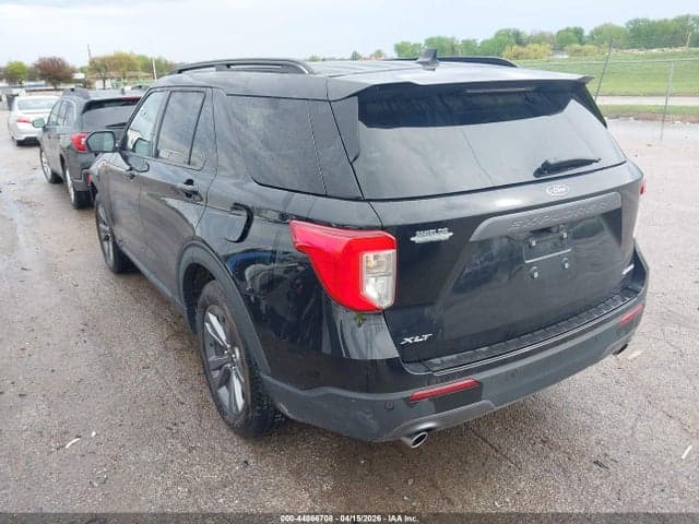 2021 FORD EXPLORER XLT 3