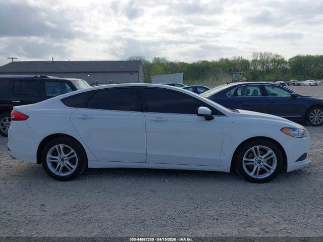 2018 FORD FUSION SE 13