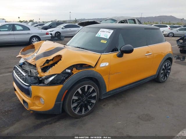 2015 MINI HARDTOP COOPER 2