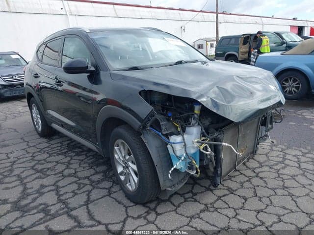 2017 HYUNDAI TUCSON SE 1
