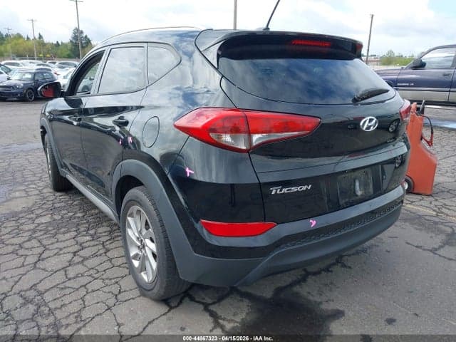 2017 HYUNDAI TUCSON SE 3