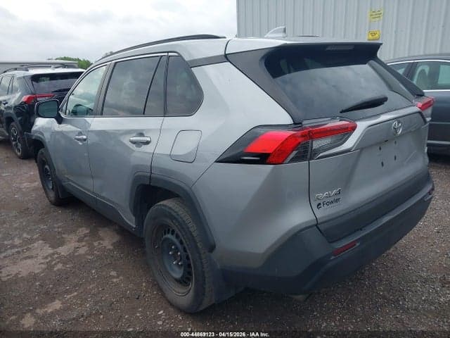 2020 TOYOTA RAV4 LE 3