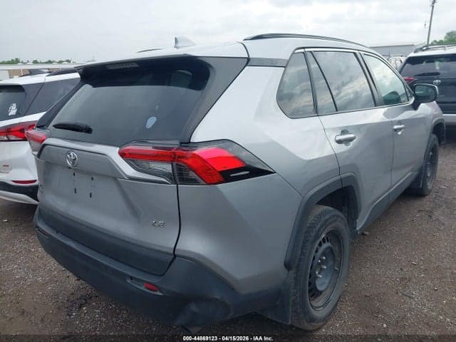 2020 TOYOTA RAV4 LE 4