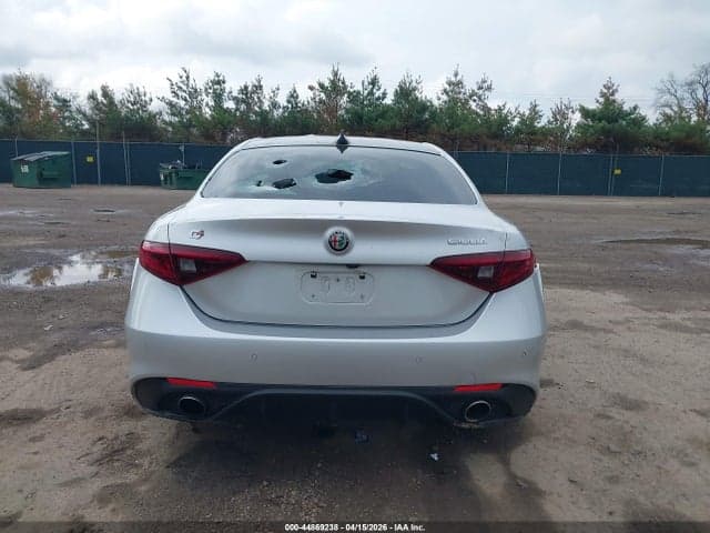 2017 ALFA ROMEO GIULIA TI AWD 16