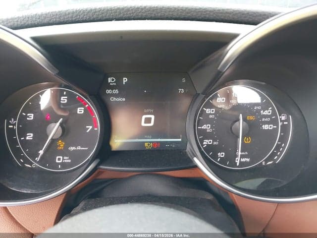 2017 ALFA ROMEO GIULIA TI AWD 7