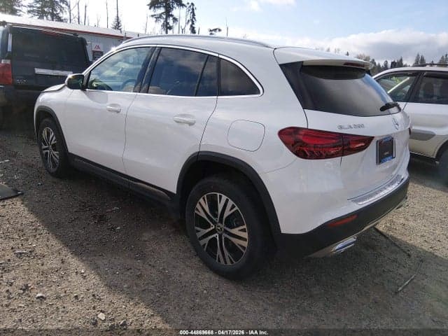 2025 MERCEDES-BENZ GLA 250 4MATIC 3