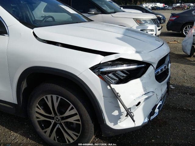 2025 MERCEDES-BENZ GLA 250 4MATIC 6