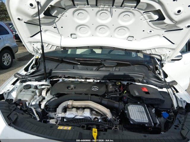 2025 MERCEDES-BENZ GLA 250 4MATIC 10