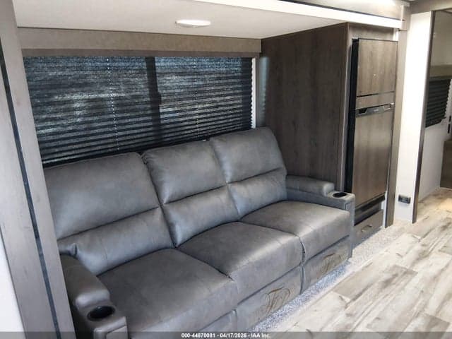 2022 GRAND DESIGN TRANSCEND XPLOR 221R 14