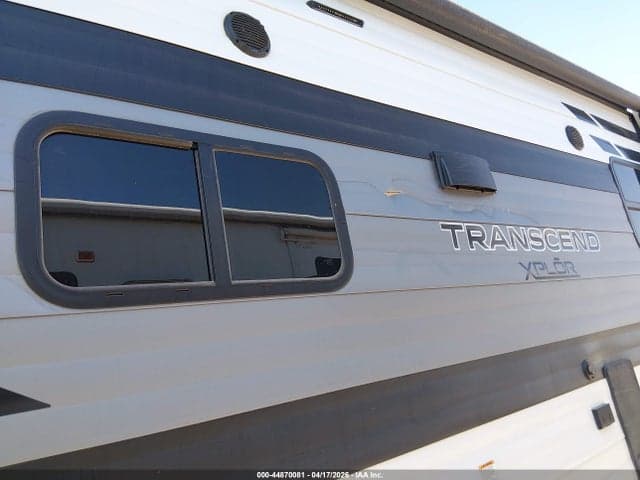 2022 GRAND DESIGN TRANSCEND XPLOR 221R 6
