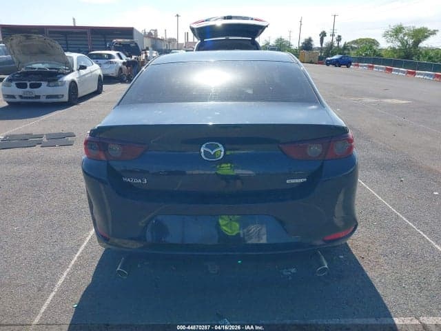 2020 MAZDA MAZDA3 16