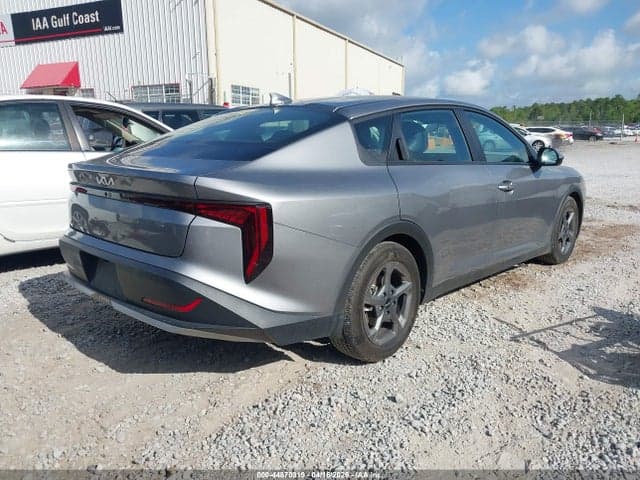 2025 KIA K4 LXS 4