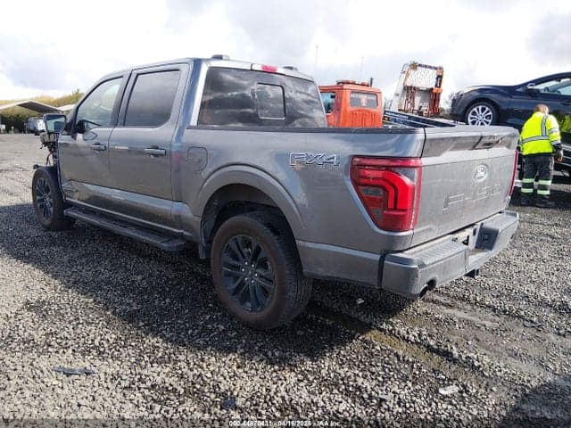 2025 FORD F-150 LARIAT 3