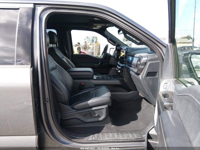 2025 FORD F-150 LARIAT 5