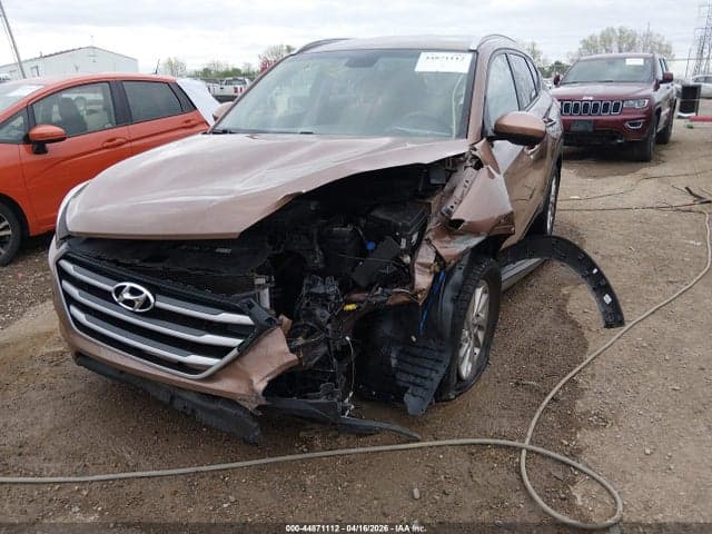 2017 HYUNDAI TUCSON SE 2