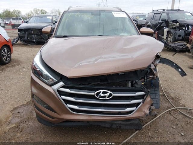 2017 HYUNDAI TUCSON SE 12
