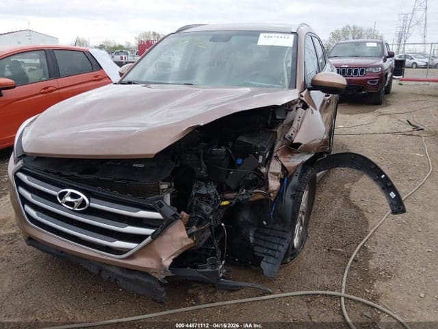 2017 HYUNDAI TUCSON SE 6