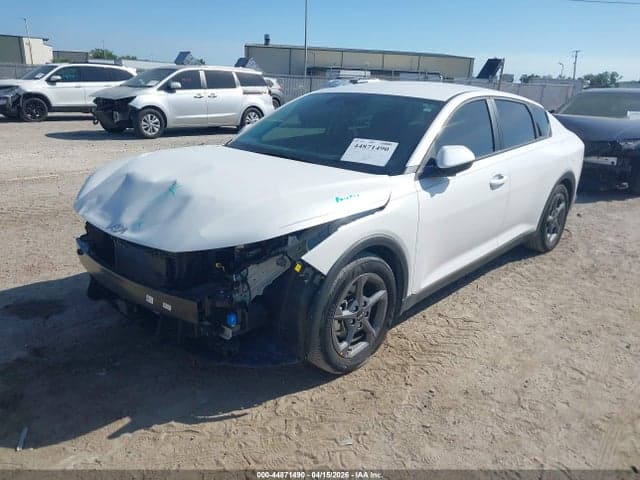 2025 KIA K4 LXS 2