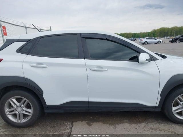 2020 HYUNDAI KONA SE 13