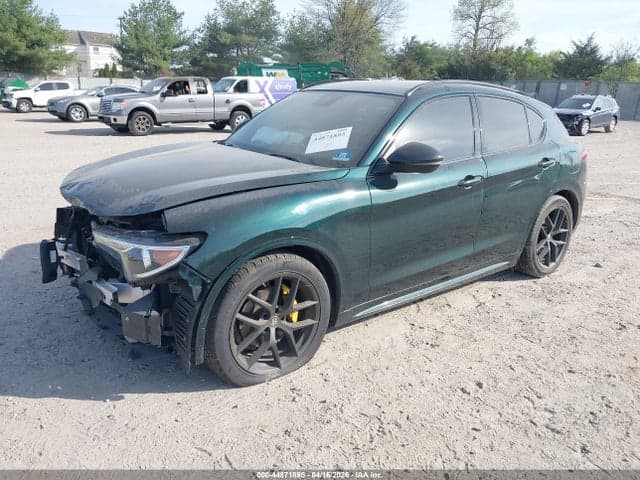 2020 ALFA ROMEO STELVIO TI SPORT AWD 2