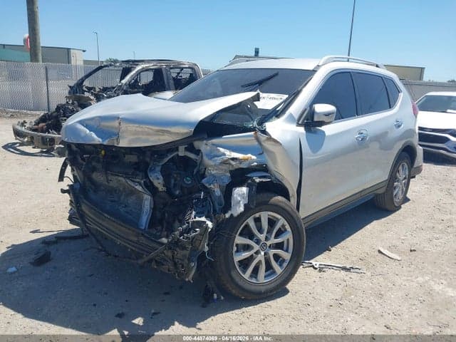 2018 NISSAN ROGUE SV 2