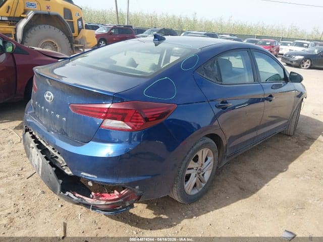 2020 HYUNDAI ELANTRA SEL 4