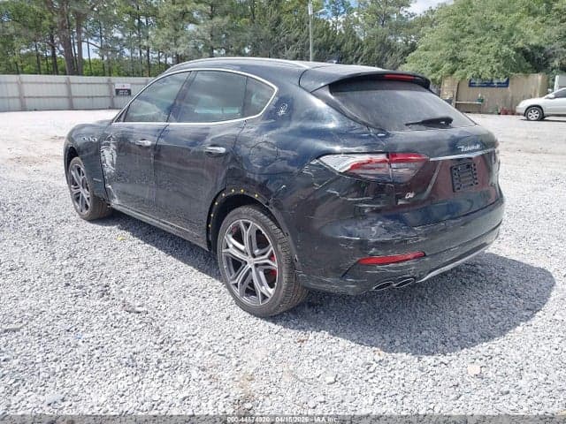 2021 MASERATI LEVANTE GRANLUSSO 3