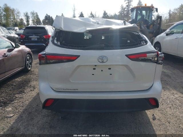 2020 TOYOTA HIGHLANDER L 16