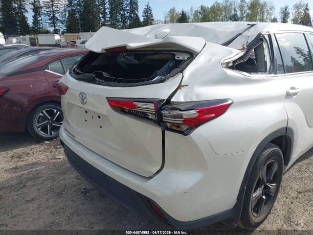 2020 TOYOTA HIGHLANDER L 20
