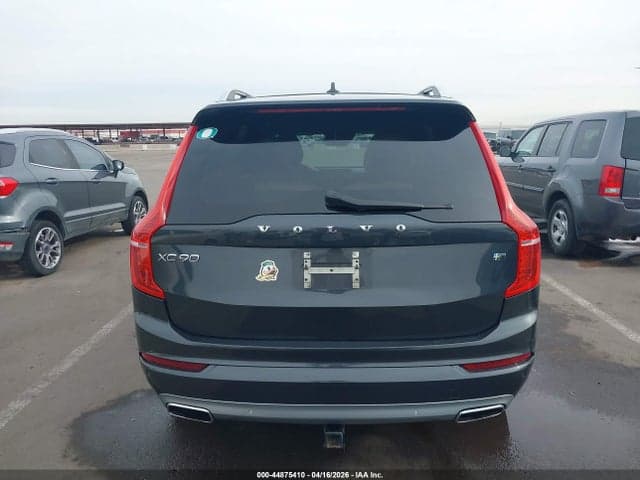 2017 VOLVO XC90 T6 MOMENTUM 16