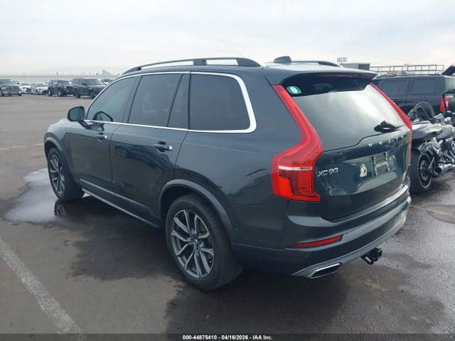 2017 VOLVO XC90 T6 MOMENTUM 3