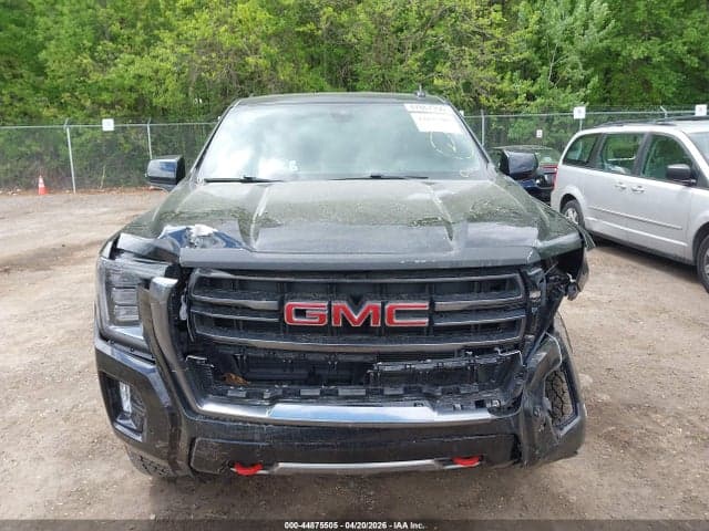 2022 GMC YUKON XL 4WD AT4 12
