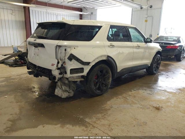2022 FORD EXPLORER ST 4
