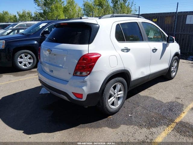 2017 CHEVROLET TRAX LT 4